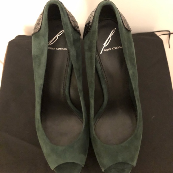 💐Brian Atwood Green Suede Platforms💐 - Picture 4 of 4
